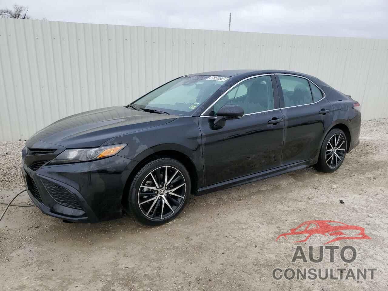 TOYOTA CAMRY 2022 - 4T1G11AK9NU627986
