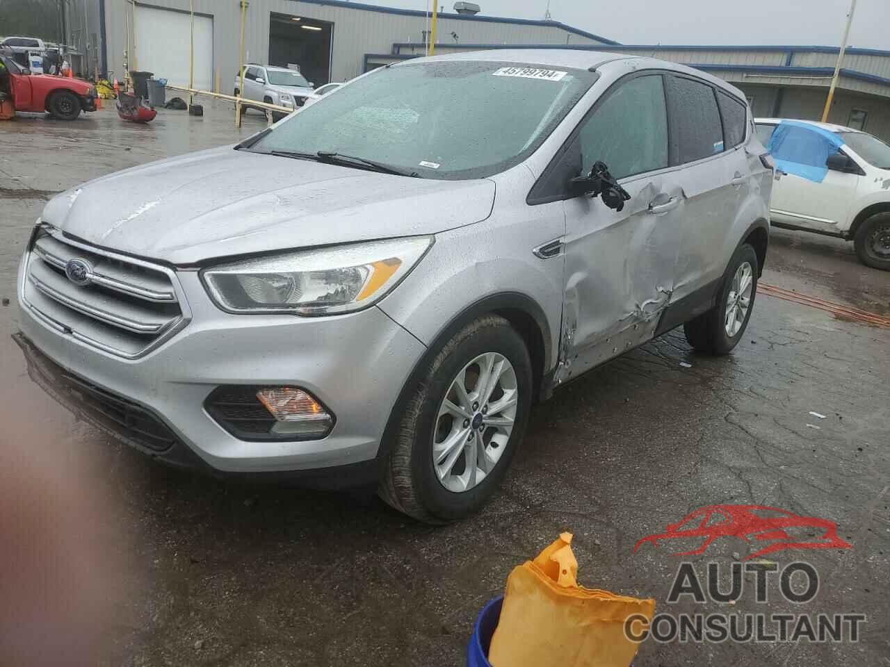 FORD ESCAPE 2017 - 1FMCU0GDXHUC46547