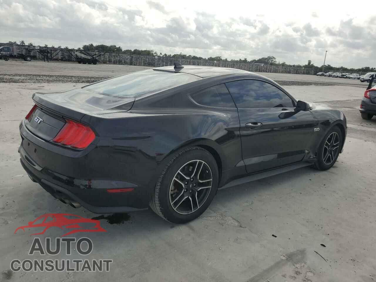 FORD MUSTANG 2021 - 1FA6P8CF3M5157783