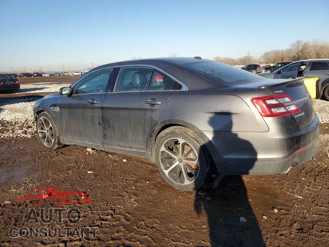 FORD TAURUS 2015 - 1FAHP2E82FG175056