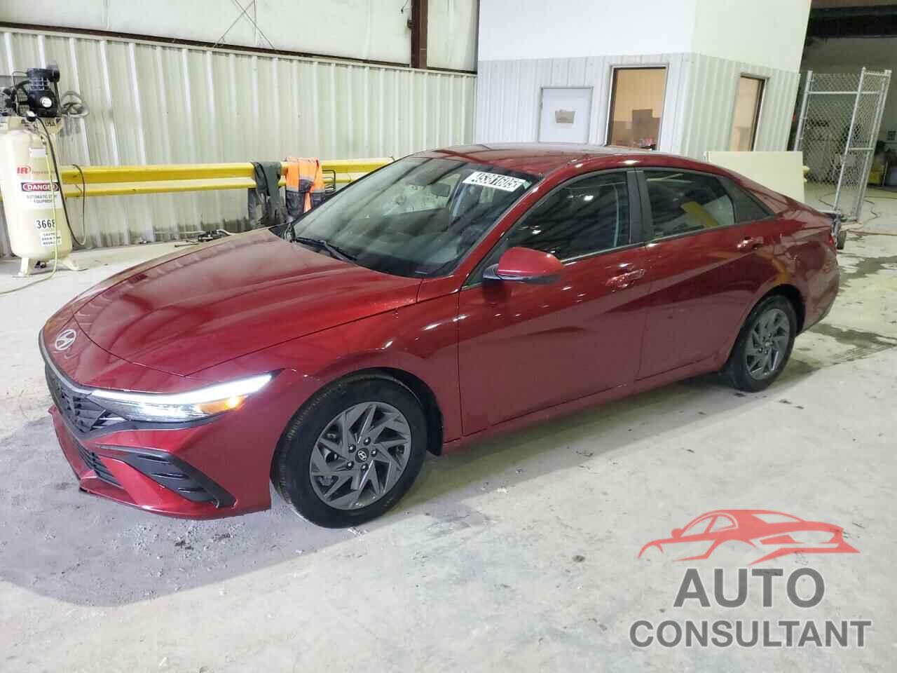 HYUNDAI ELANTRA 2024 - KMHLM4DG8RU691506