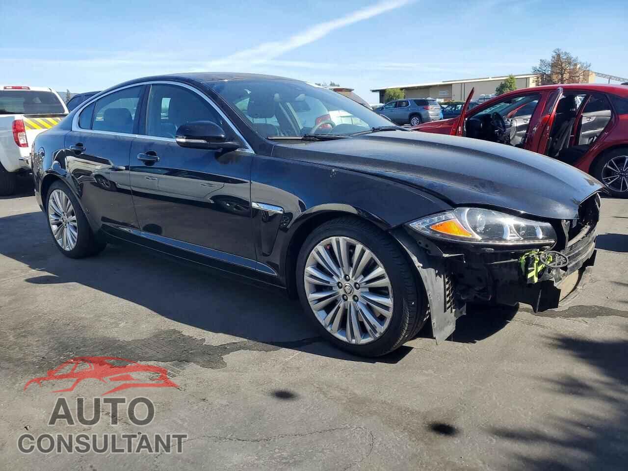 JAGUAR XF 2012 - SAJWA0HB1CLS34357