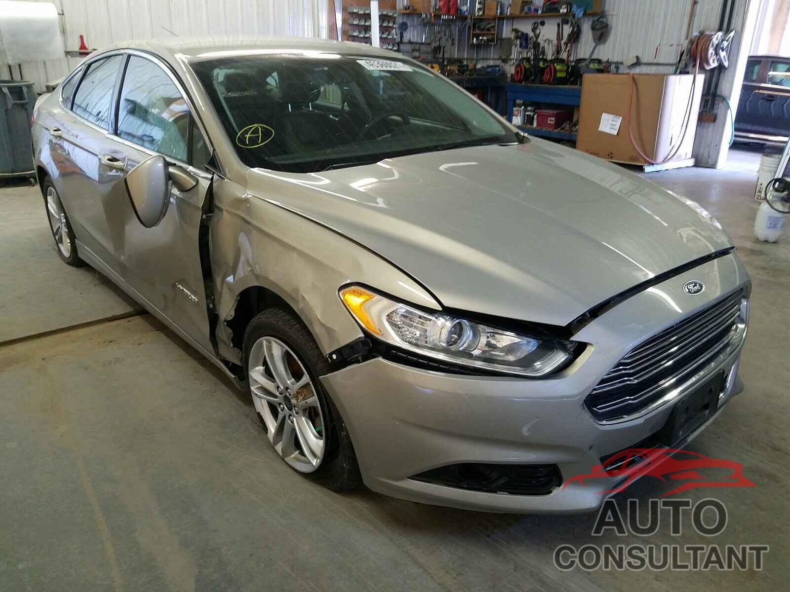 FORD FUSION 2016 - 3FA6P0RU9GR133738