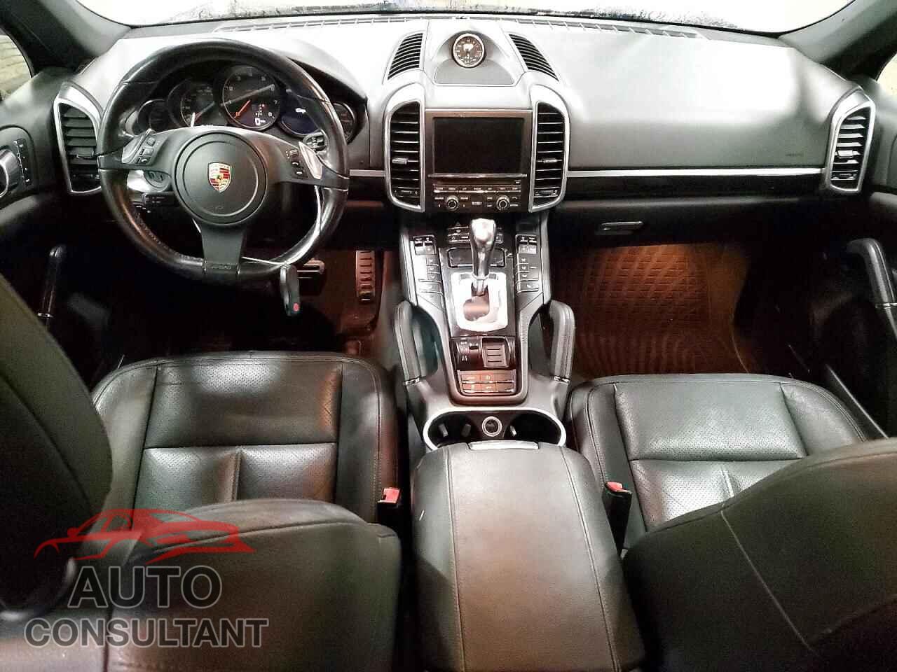PORSCHE CAYENNE 2012 - WP1AA2A2XCLA12784