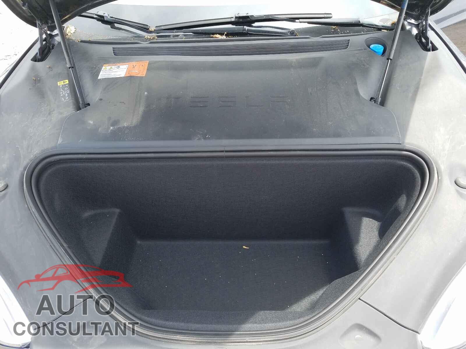 TESLA MODEL S 2017 - 5YJSA1E22HF211347