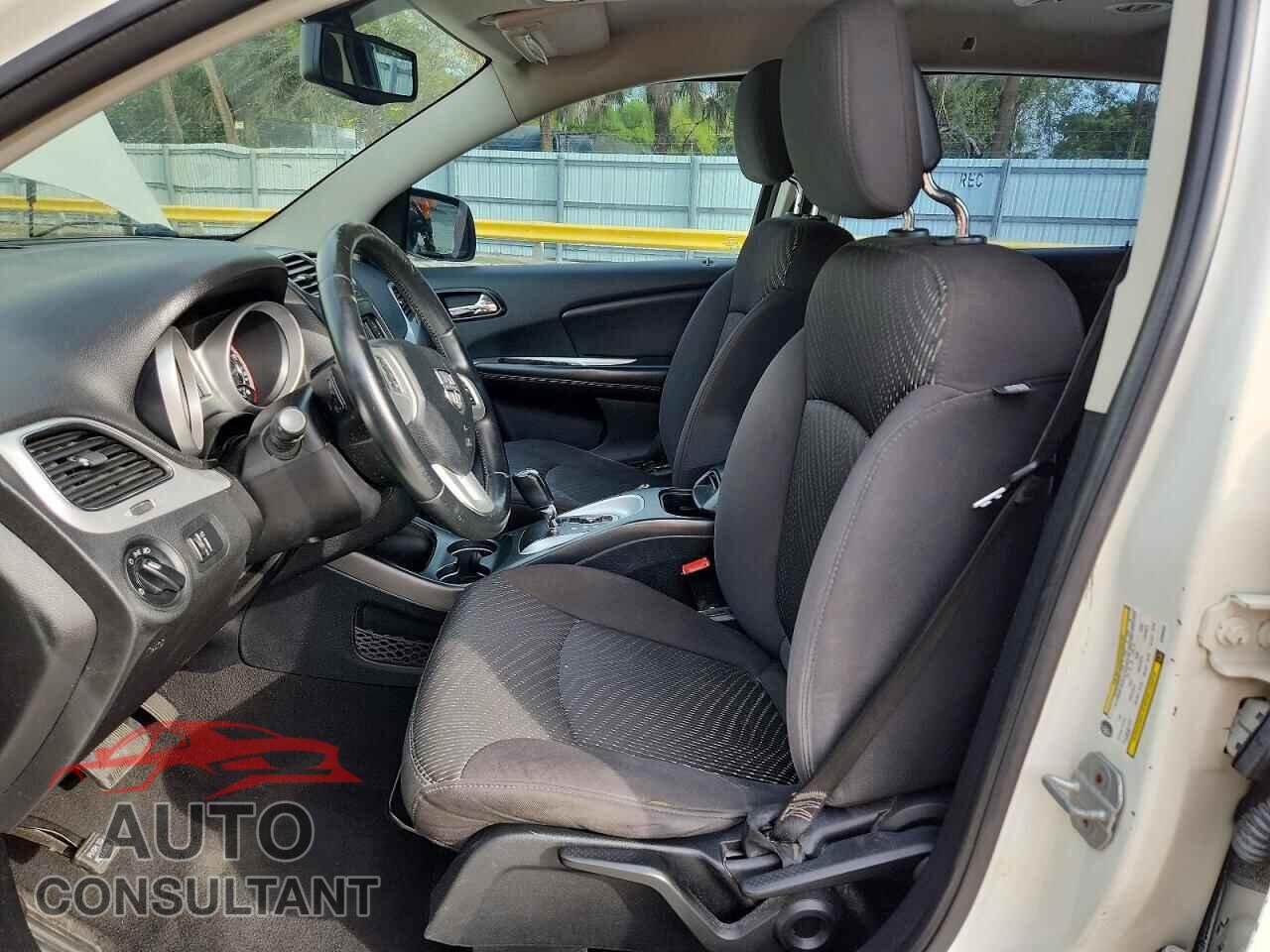 DODGE JOURNEY 2013 - 3C4PDCAB6DT594820