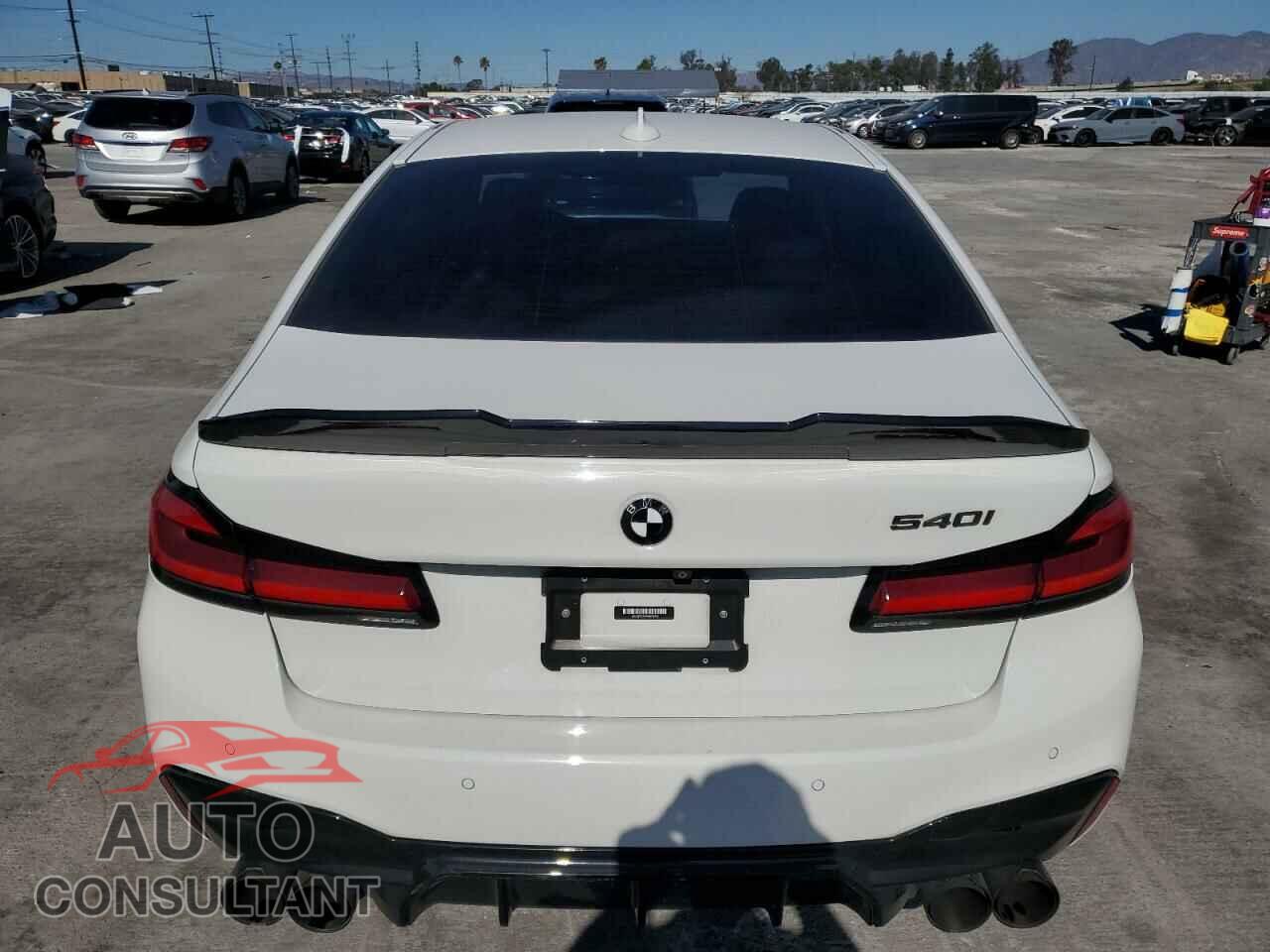 BMW 5 SERIES 2019 - WBAJE5C59KWW08932