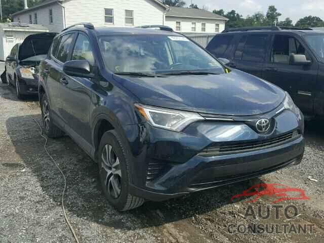 TOYOTA RAV4 LE 2017 - JTMBFREV7HJ127656