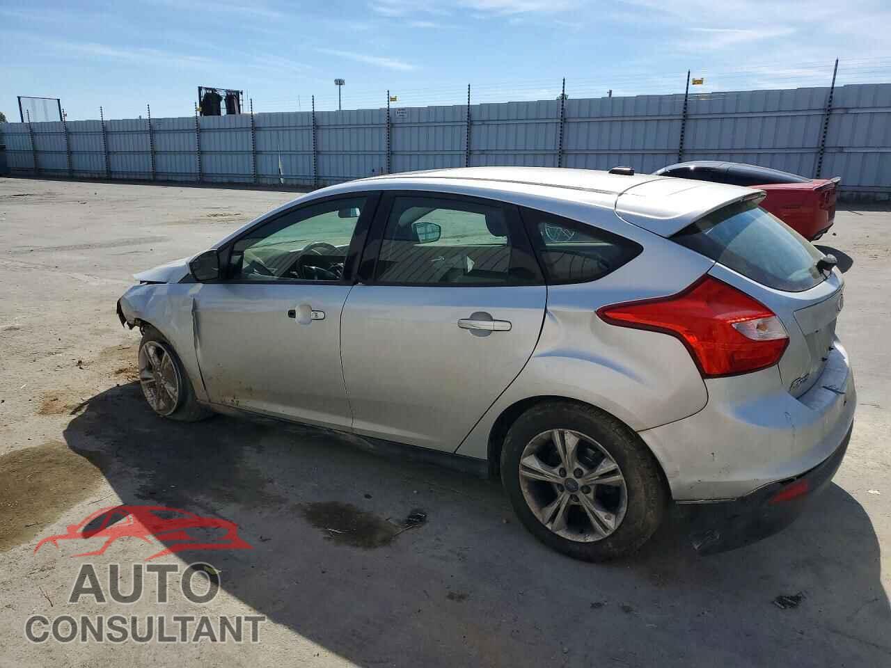 FORD FOCUS 2012 - 1FAHP3K26CL436116