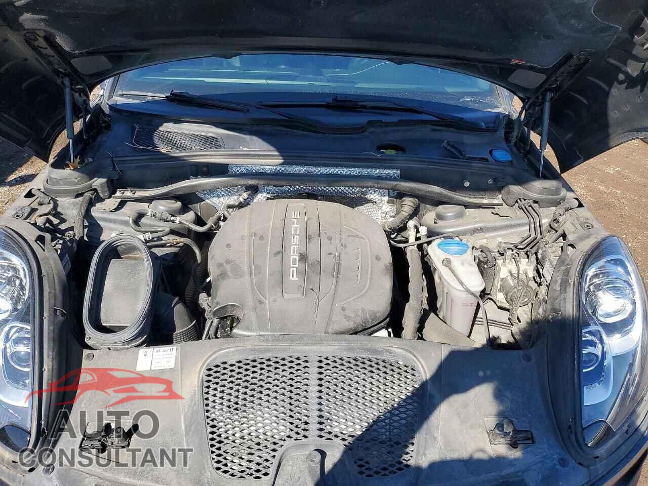 PORSCHE MACAN 2018 - WP1AA2A55JLB05770