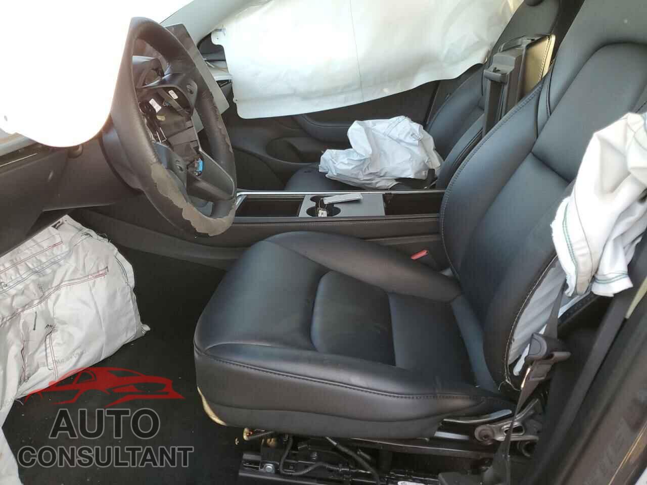 TESLA MODEL 3 2022 - 5YJ3E1EB8NF287871