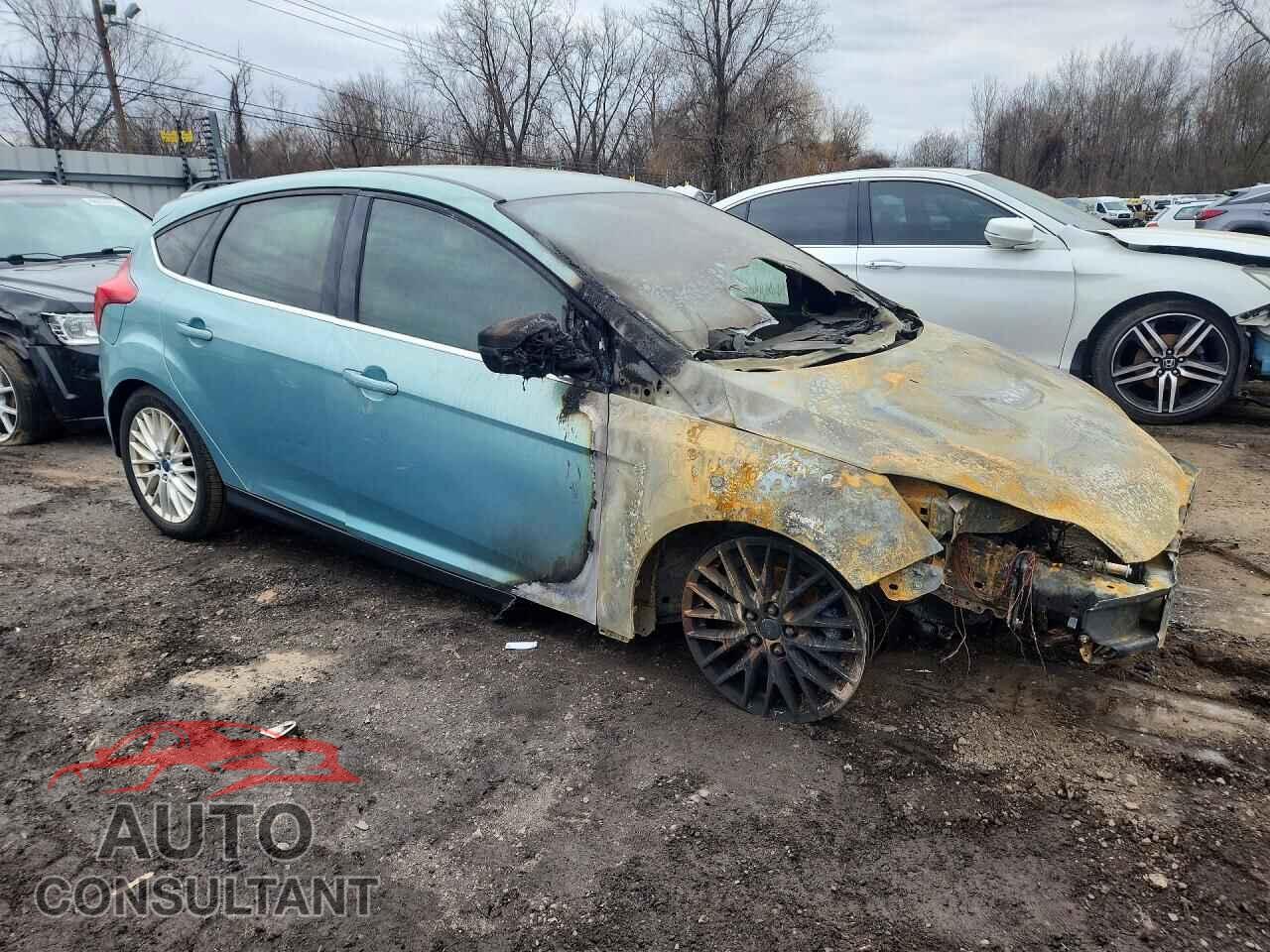 FORD FOCUS 2012 - 1FAHP3M24CL246456