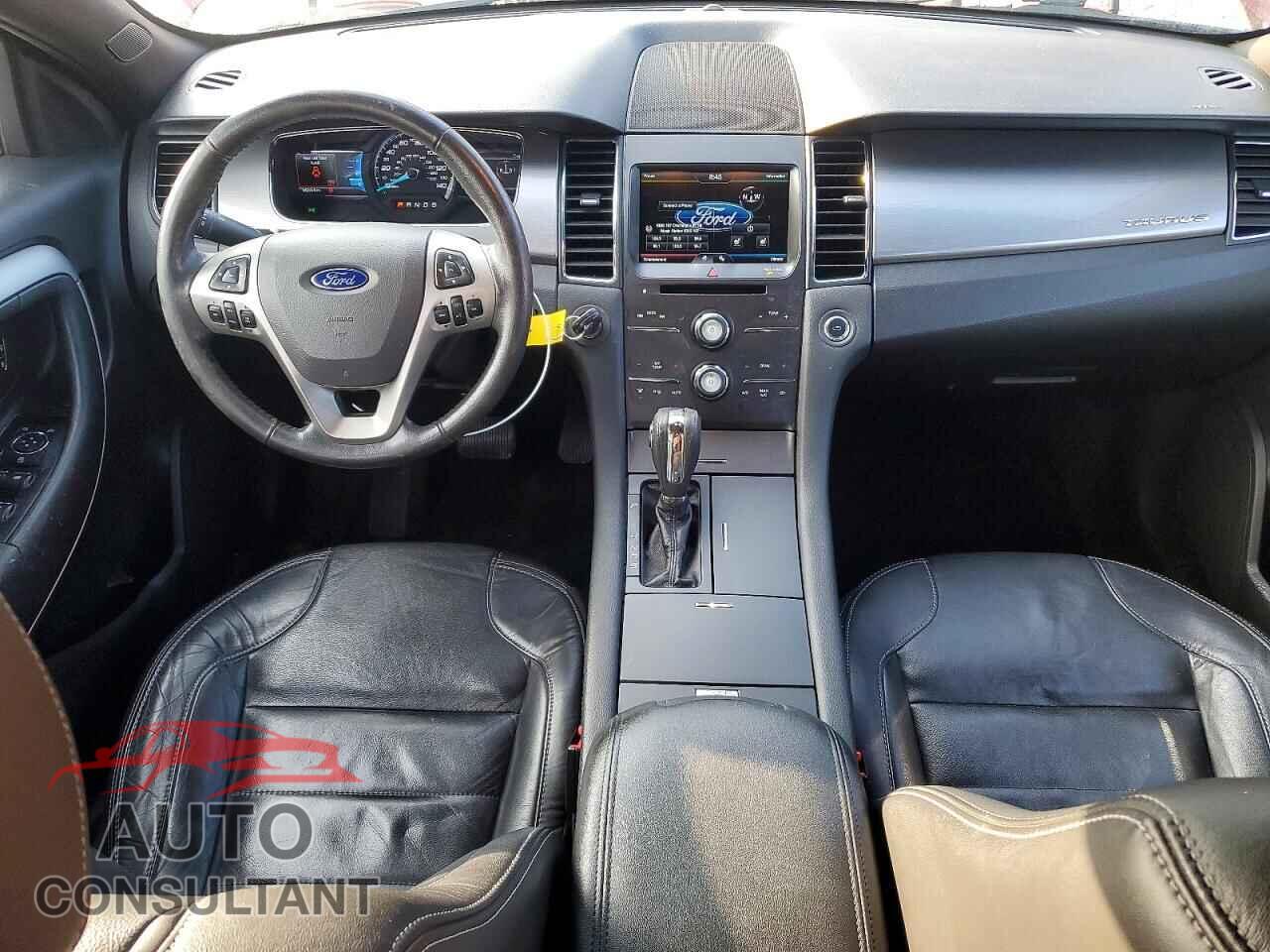 FORD TAURUS 2014 - 1FAHP2E82EG177887