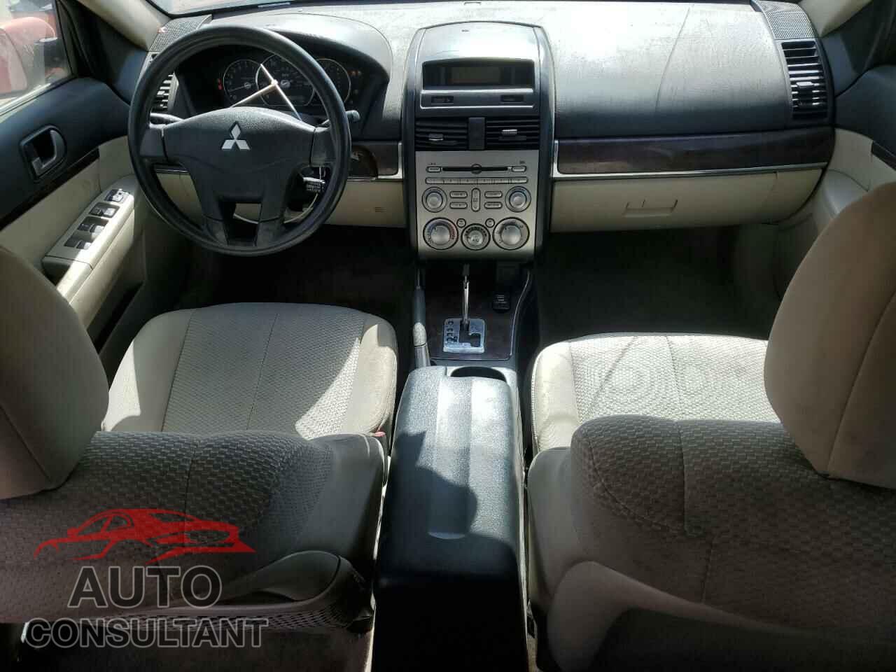 MITSUBISHI GALANT 2012 - 4A32B3FFXCE014377