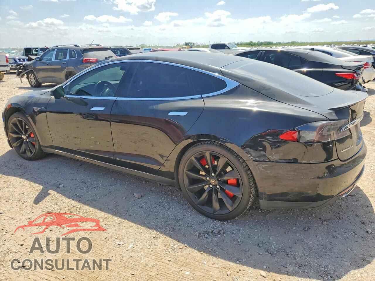 TESLA MODEL S 2013 - 5YJSA1DP2DFP13248