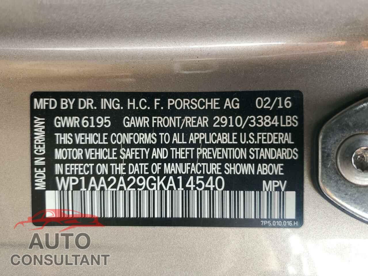 PORSCHE CAYENNE 2016 - WP1AA2A29GKA14540