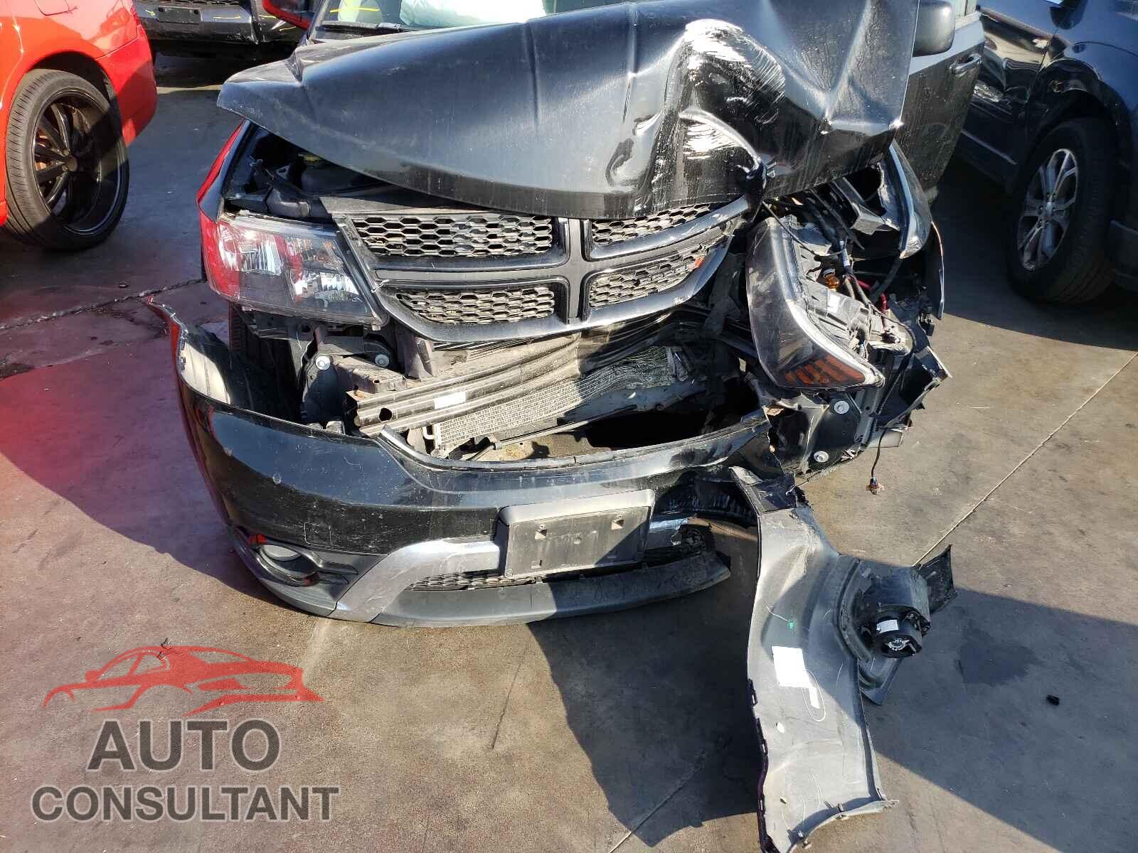DODGE JOURNEY 2017 - 3C4PDCGB2HT501529