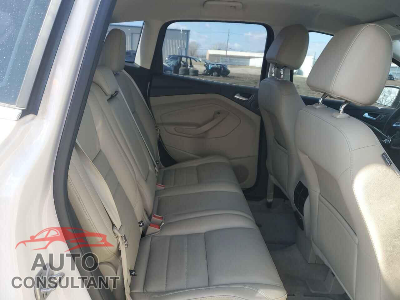 FORD CMAX 2013 - 1FADP5BU2DL534735