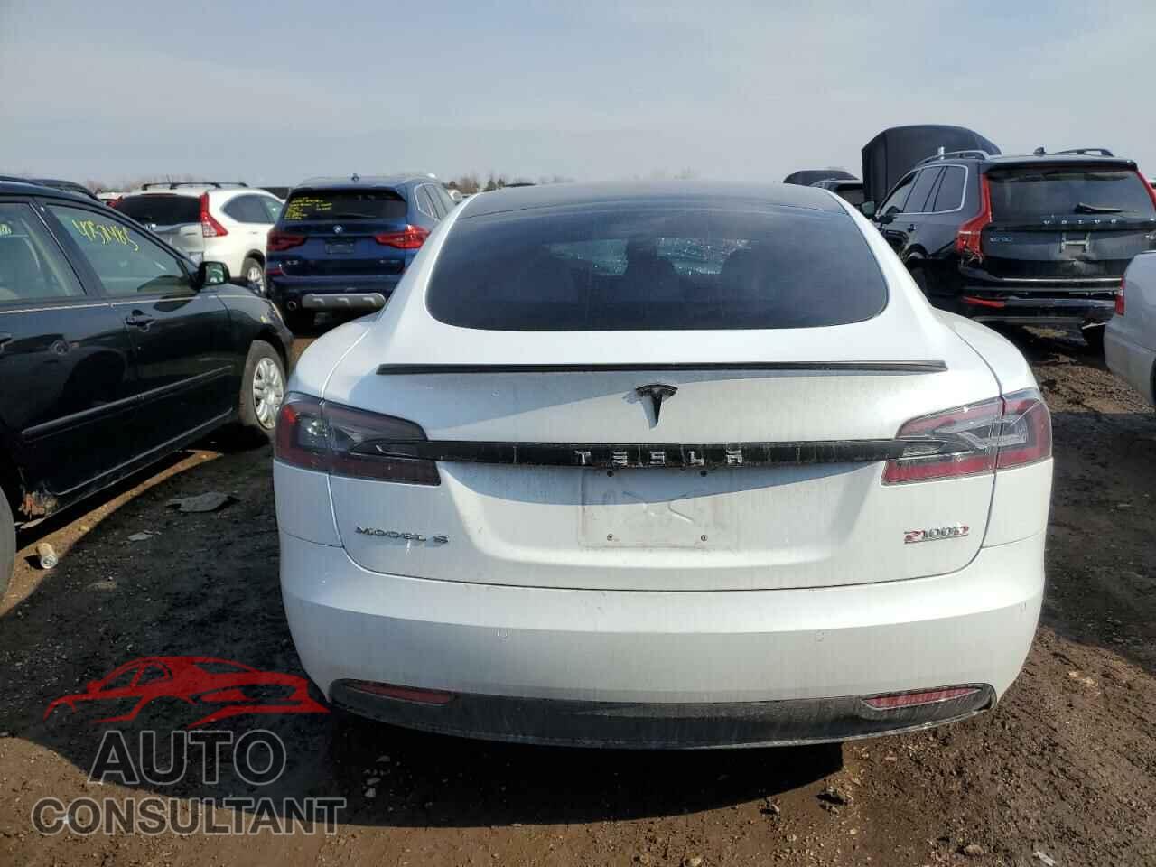 TESLA MODEL S 2018 - 5YJSA1E40JF261316