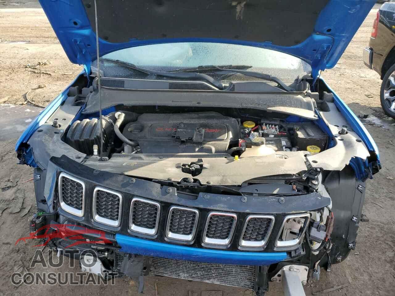 JEEP COMPASS 2018 - 3C4NJCBB0JT240818