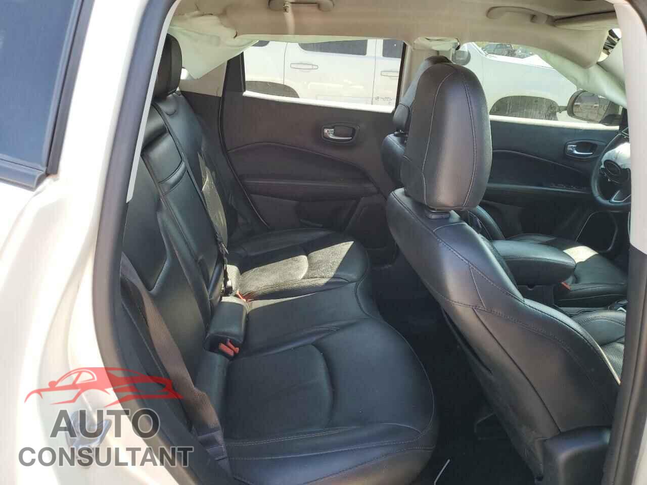 JEEP COMPASS 2019 - 3C4NJDCB0KT647057