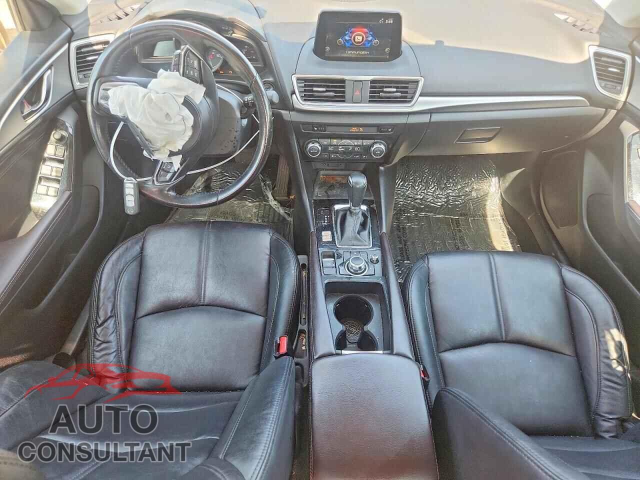 MAZDA 3 2017 - 3MZBN1V73HM111153