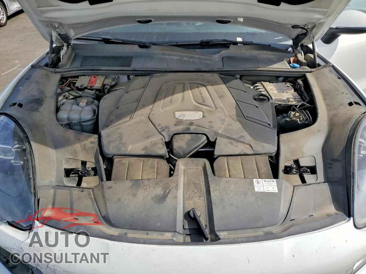 PORSCHE CAYENNE 2020 - WP1AA2AY1LDA10033