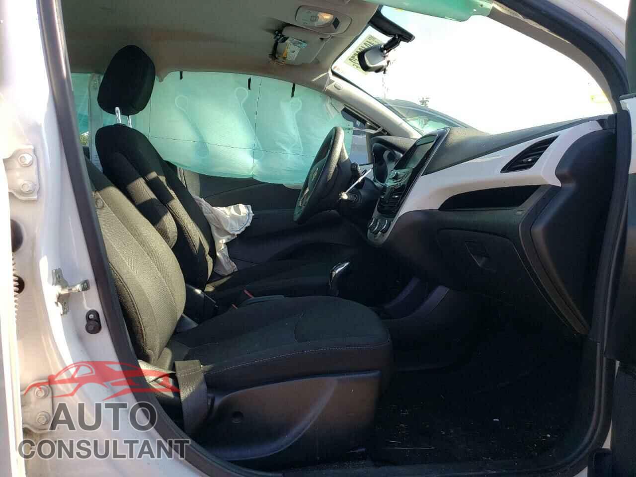 CHEVROLET SPARK 2017 - KL8CD6SA5HC832026