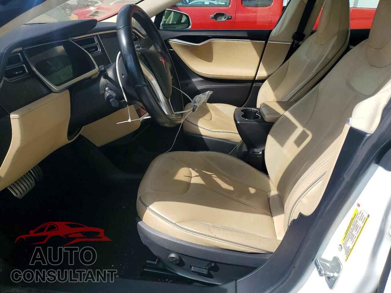TESLA MODEL S 2013 - 5YJSA1CP5DFP16680