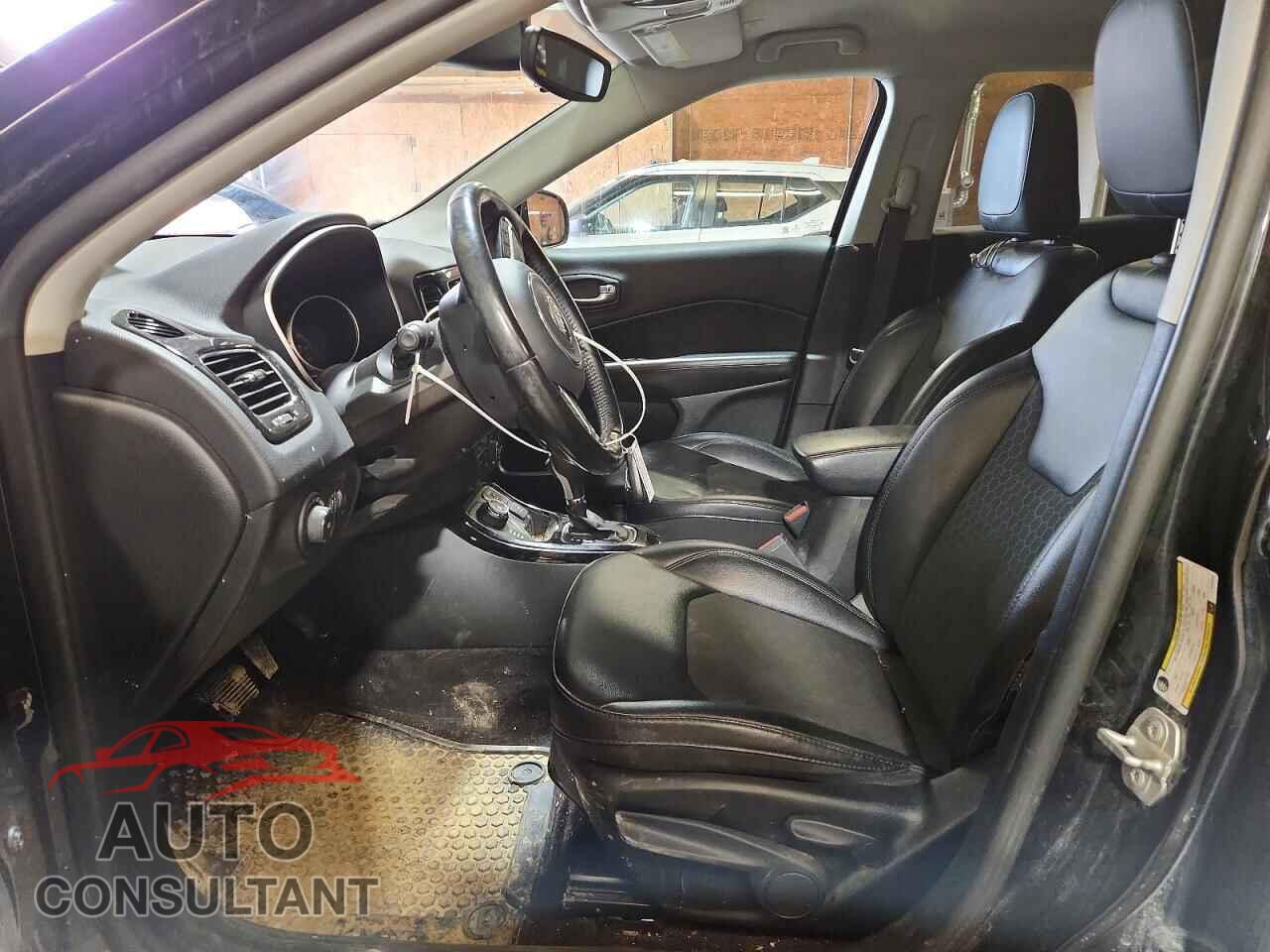 JEEP COMPASS 2020 - 3C4NJDBB5LT145373