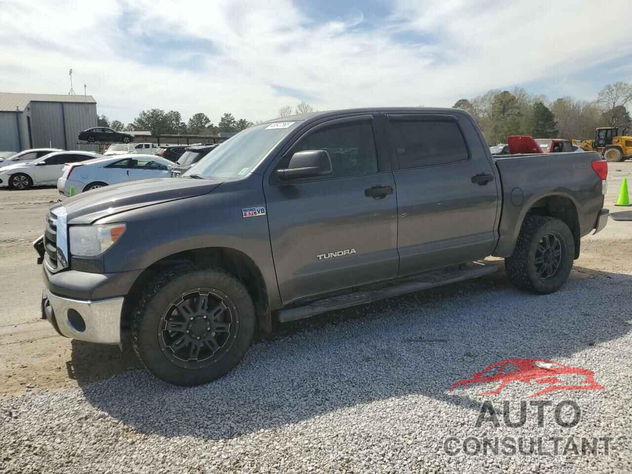 TOYOTA TUNDRA 2013 - 5TFDW5F18DX321830