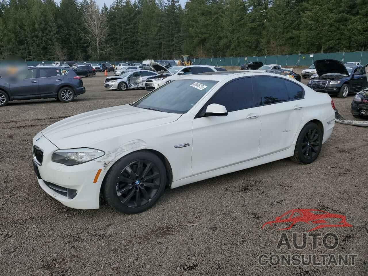 BMW 5 SERIES 2011 - WBAFR1C50BC260250