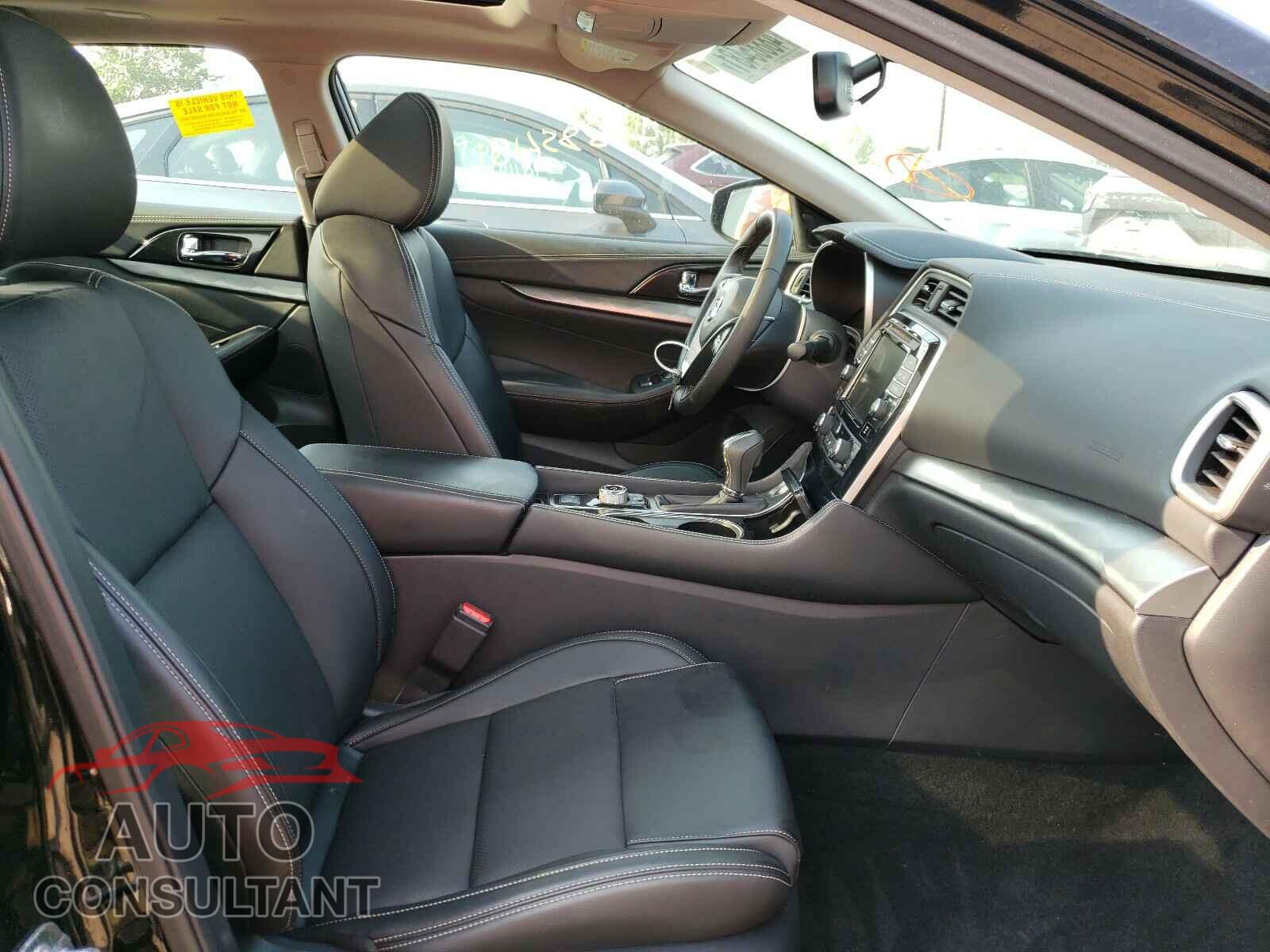 NISSAN MAXIMA 2019 - 1N4AA6AV2KC367598