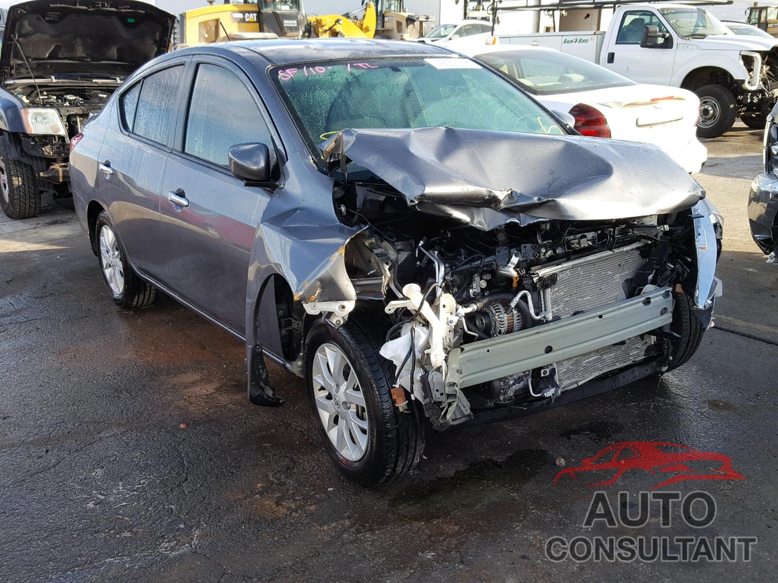 NISSAN VERSA 2017 - 3N1CN7AP5HL802967