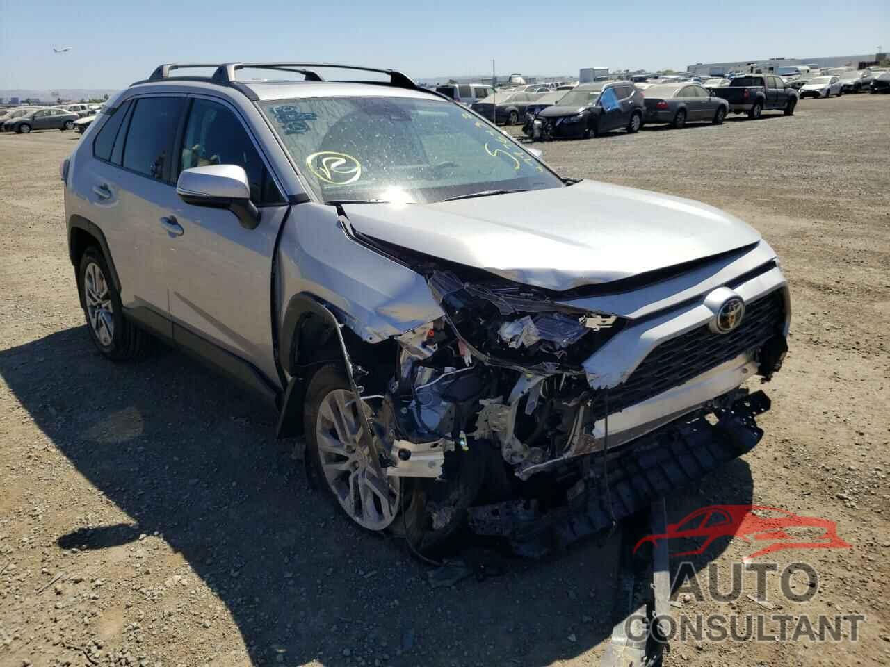TOYOTA RAV4 2022 - 2T3C1RFVXNC185163