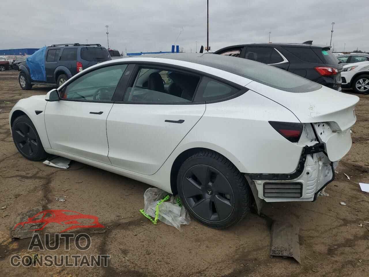TESLA MODEL 3 2021 - 5YJ3E1EAXMF096135