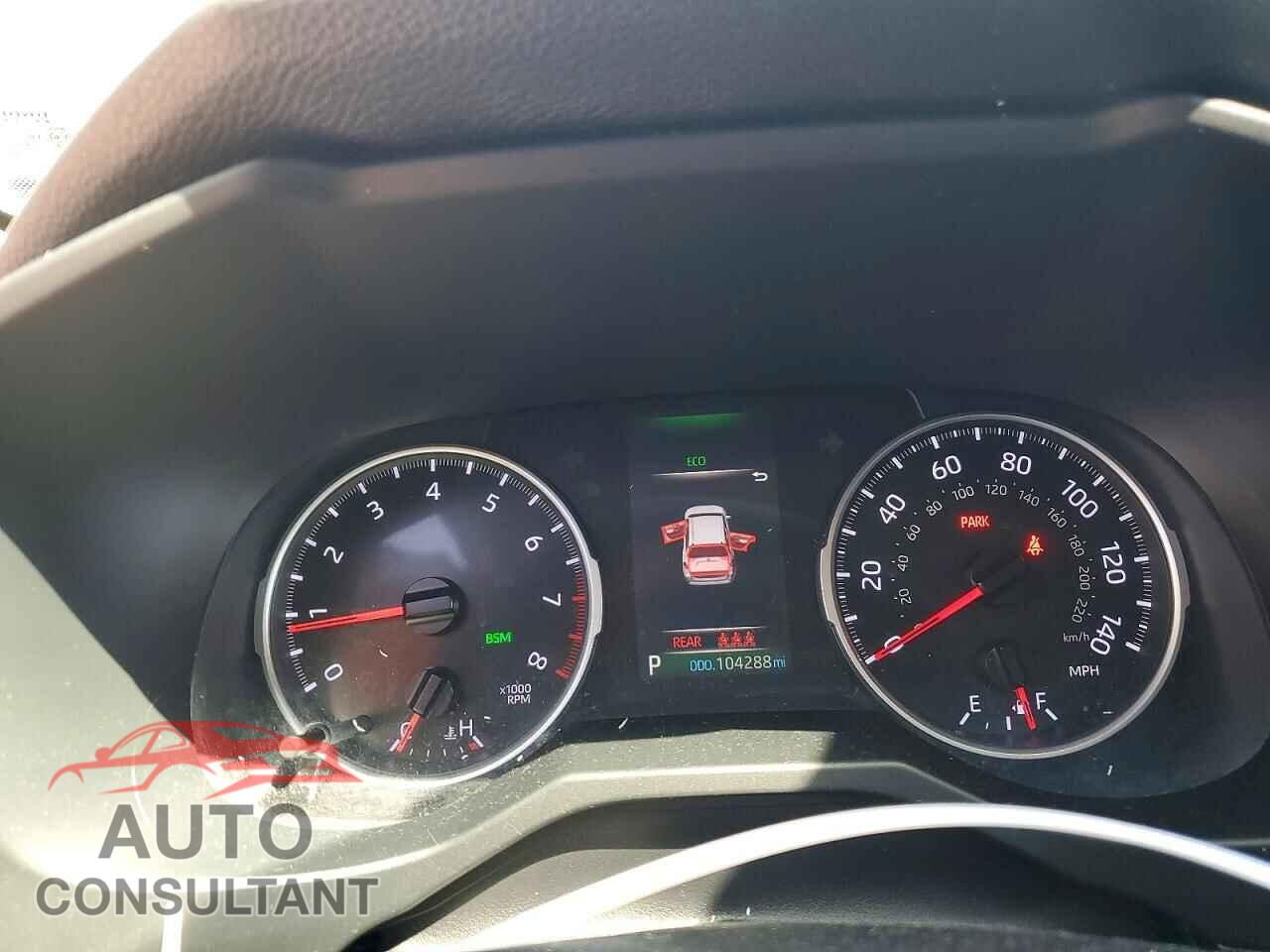 TOYOTA RAV4 2019 - JTMP1RFV2KD010611
