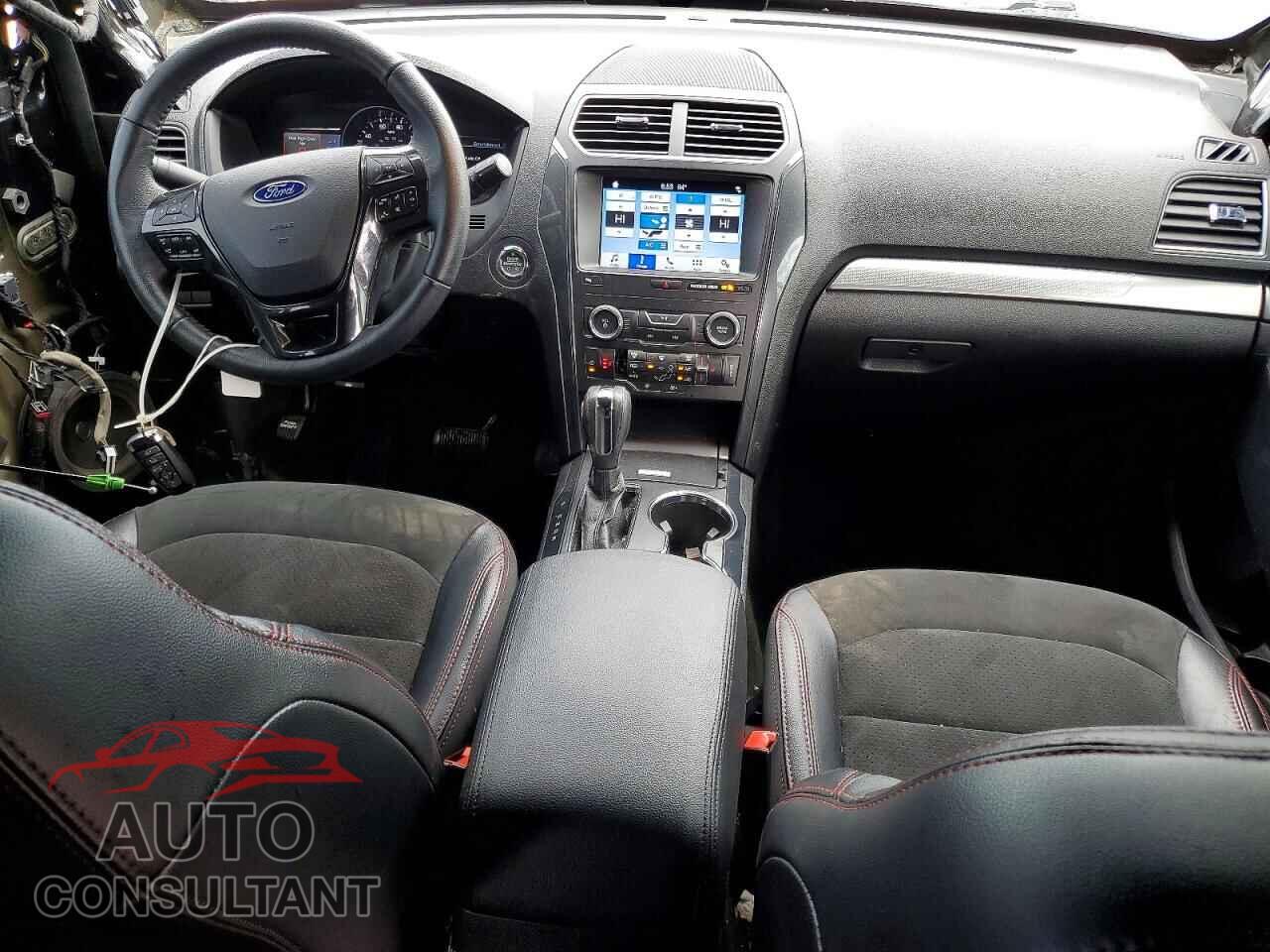 FORD EXPLORER 2018 - 1FM5K7D86JGB05168