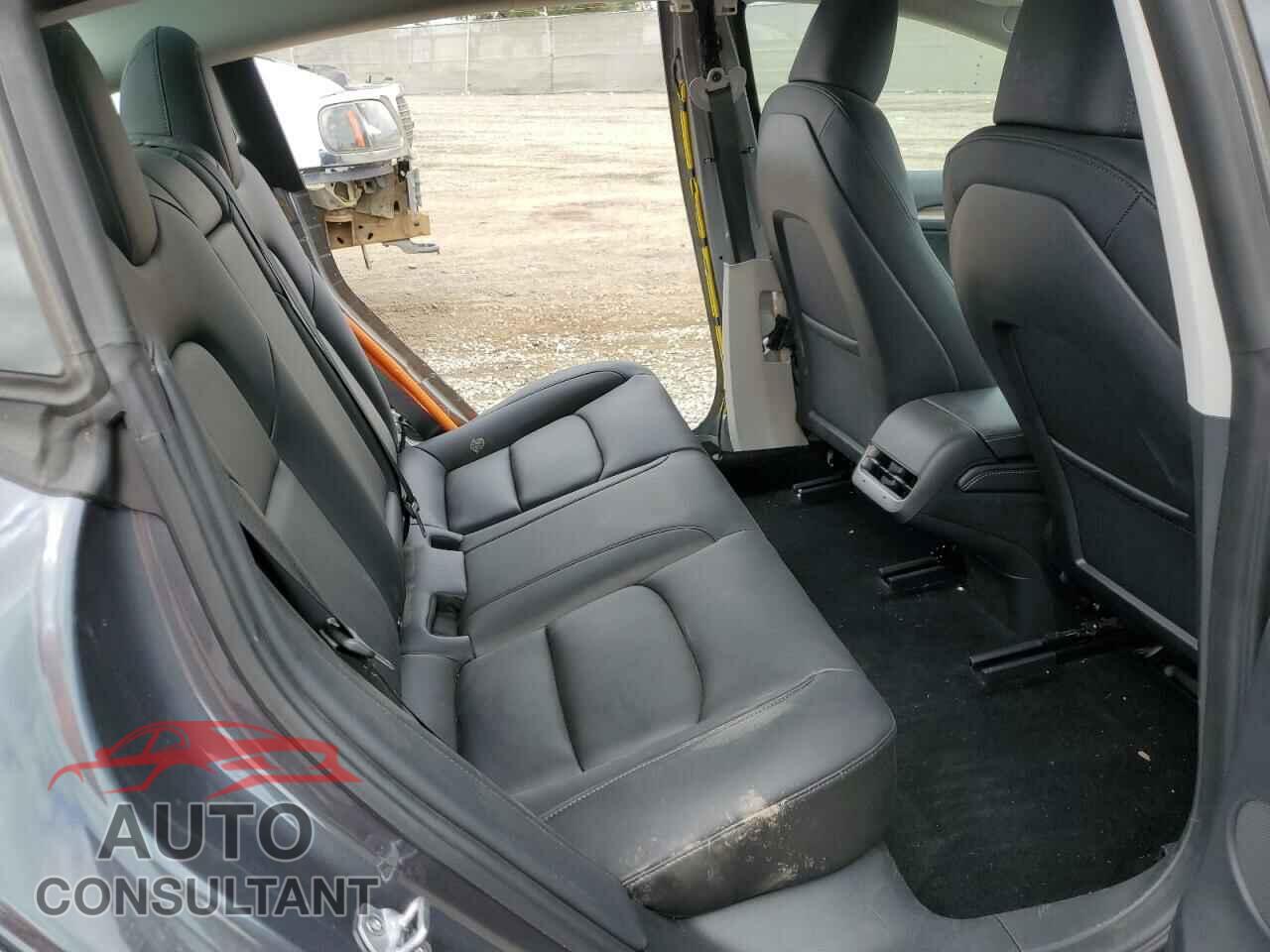 TESLA MODEL 3 2023 - 5YJ3E1EA3PF640589