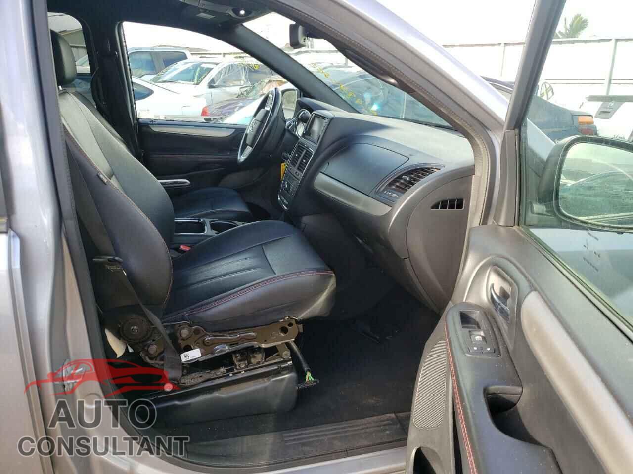 DODGE CARAVAN 2019 - 2C4RDGEG8KR536231