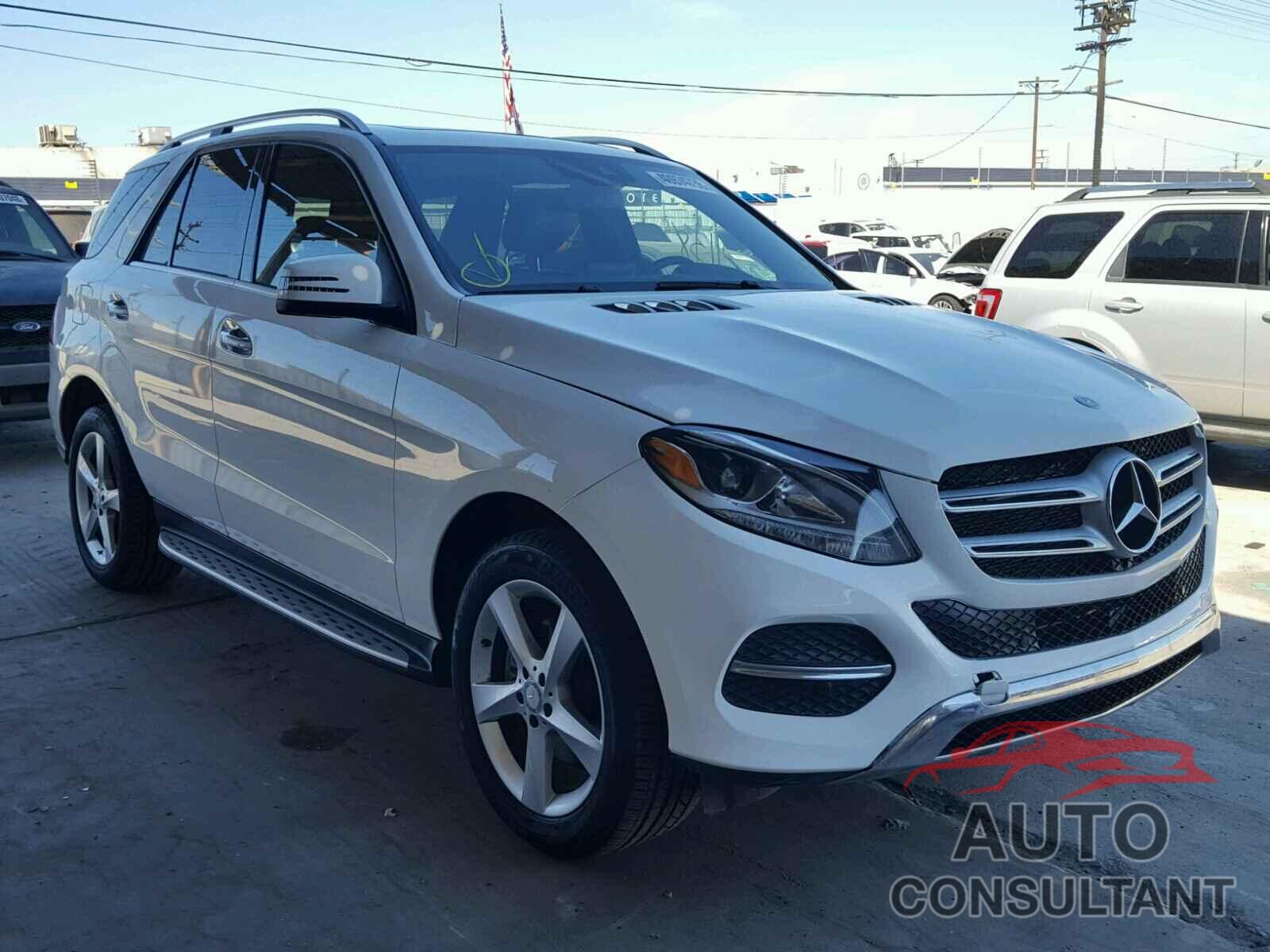 MERCEDES-BENZ GLE350 2017 - 4JGDA5JB1HA843959