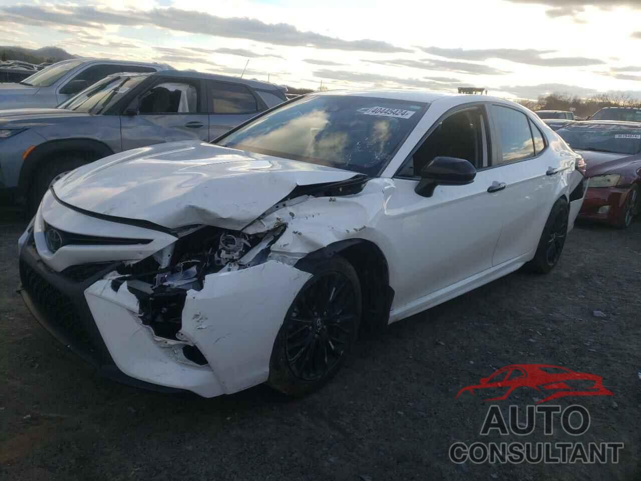 TOYOTA CAMRY 2020 - 4T1G11AK2LU320754