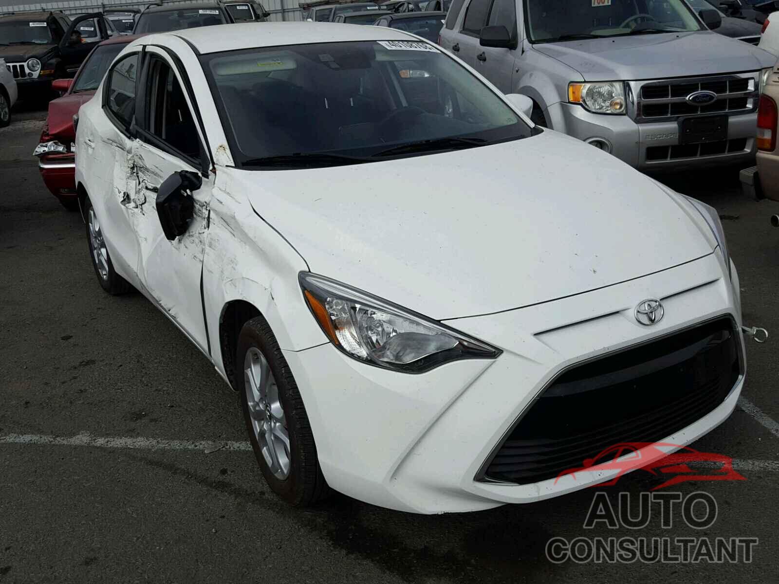TOYOTA YARIS 2017 - 3MYDLBYV4HY175102