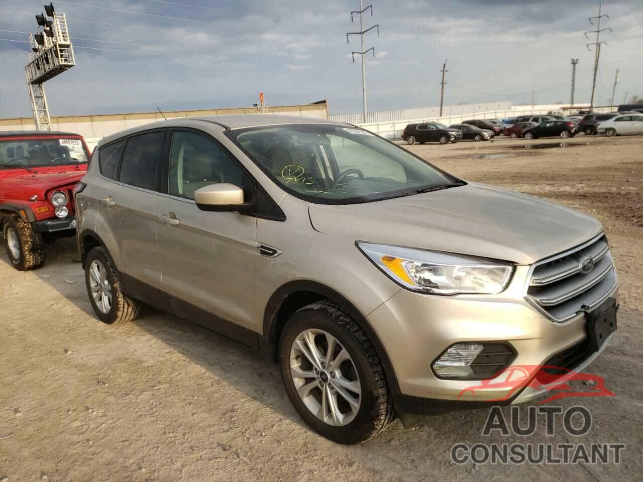 FORD ESCAPE 2017 - 1FMCU0GD4HUE68243