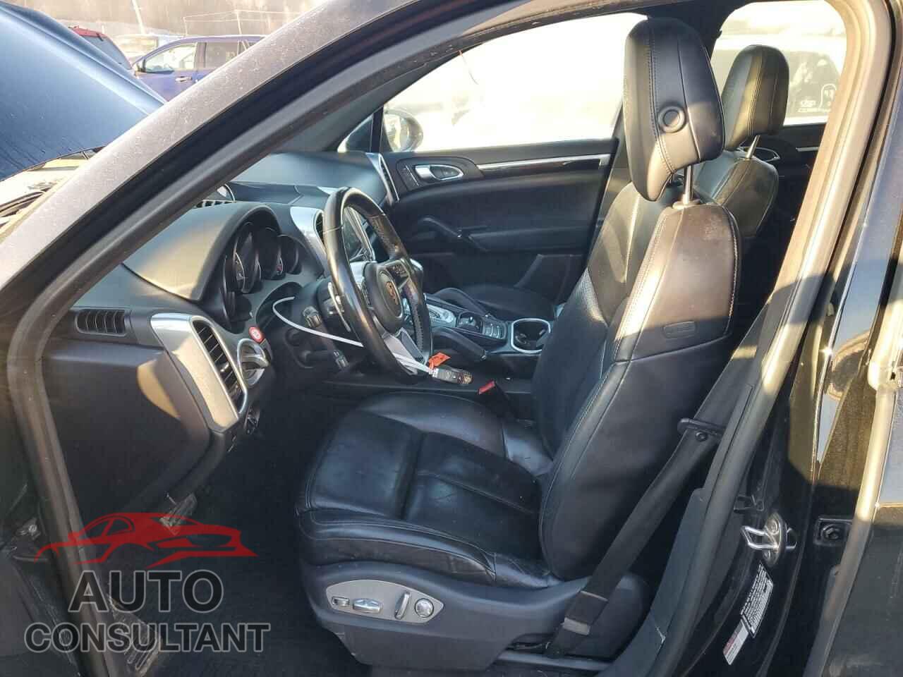 PORSCHE CAYENNE 2017 - WP1AA2A26HKA86961