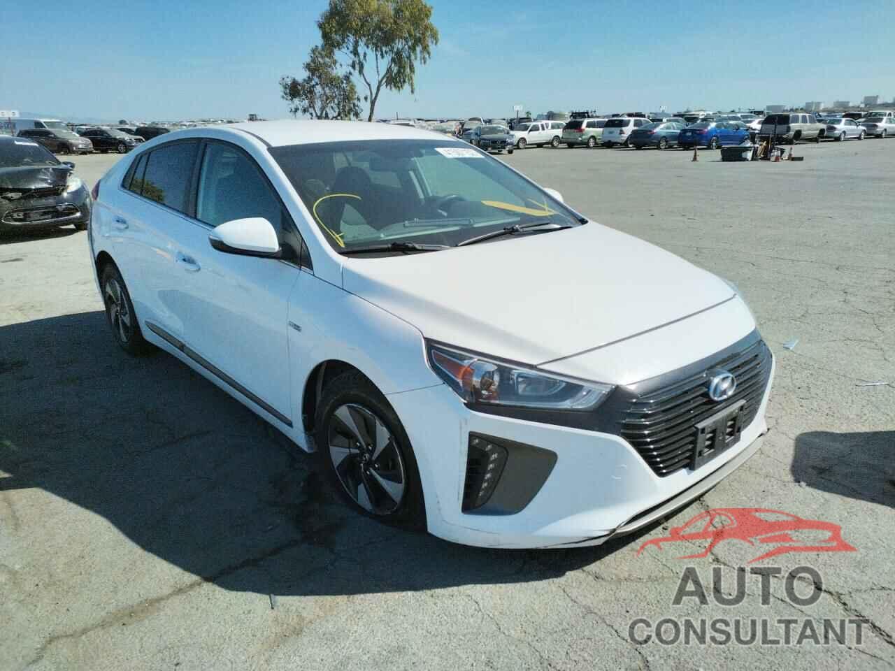 HYUNDAI IONIQ 2017 - KMHC75LC8HU039365