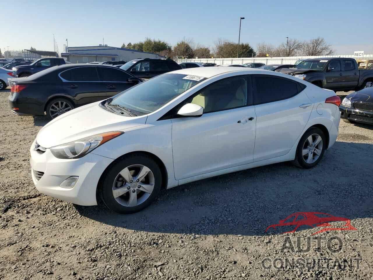 HYUNDAI ELANTRA 2013 - 5NPDH4AE5DH248586