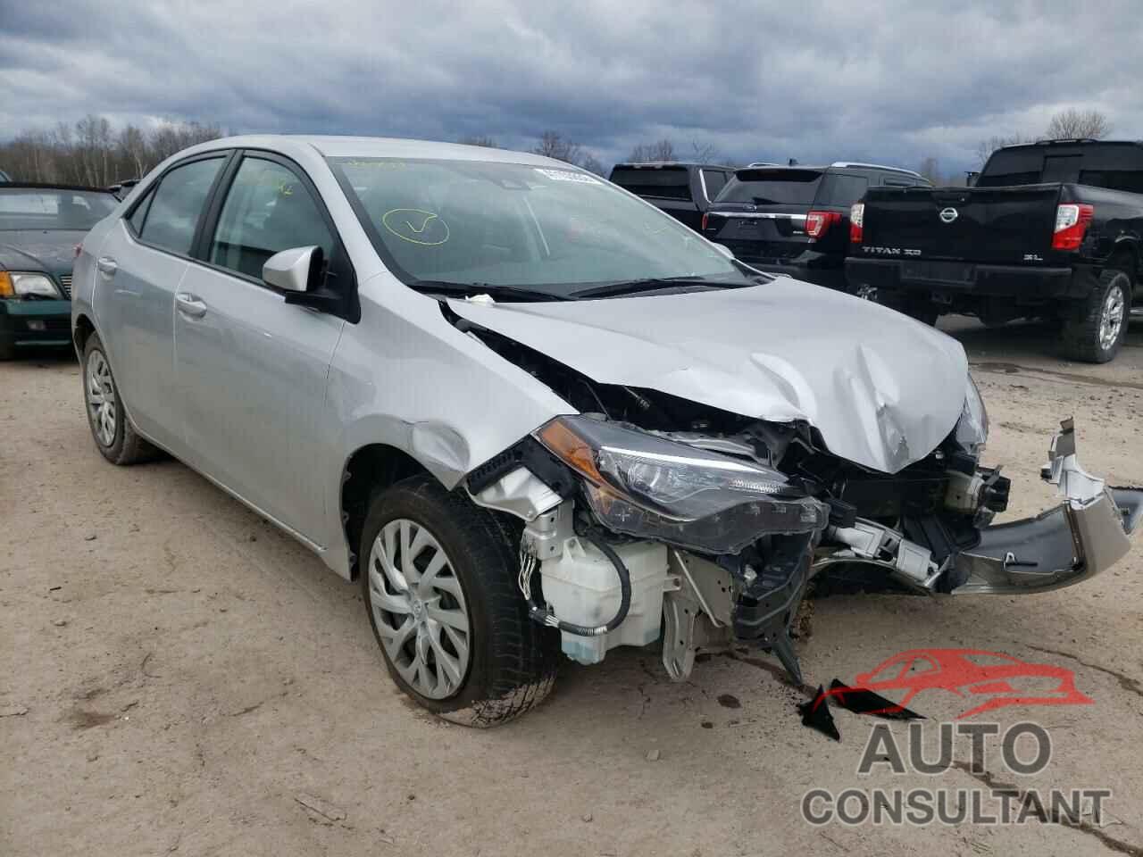 TOYOTA COROLLA 2018 - 5YFBURHE1JP815784