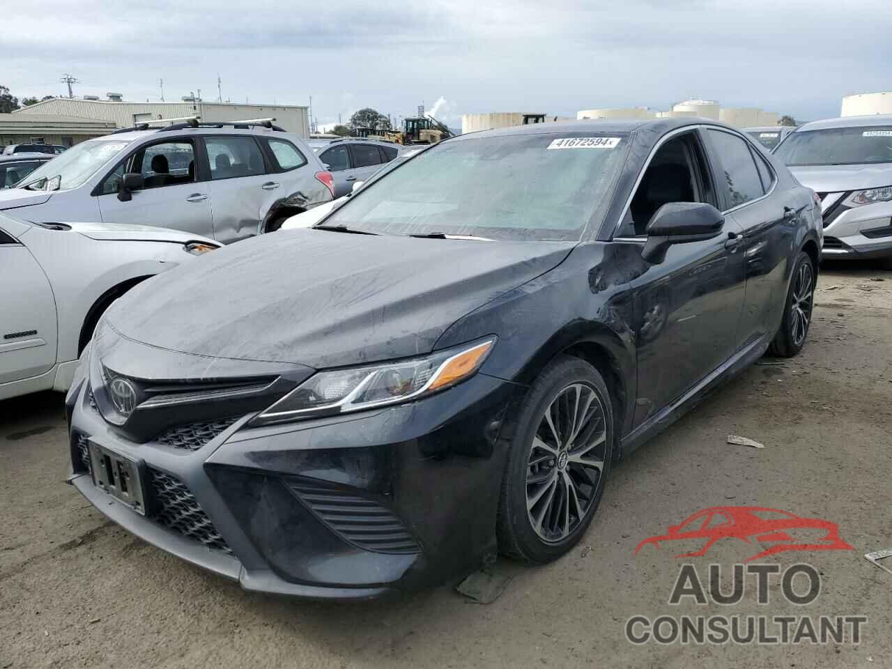 TOYOTA CAMRY 2018 - 4T1B11HK5JU534358