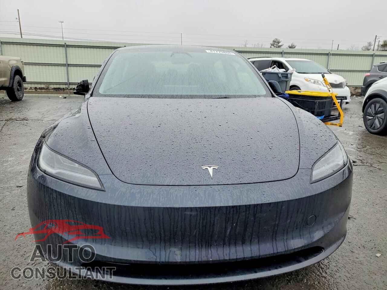 TESLA MODEL 3 2024 - 5YJ3E1EA5RF859959